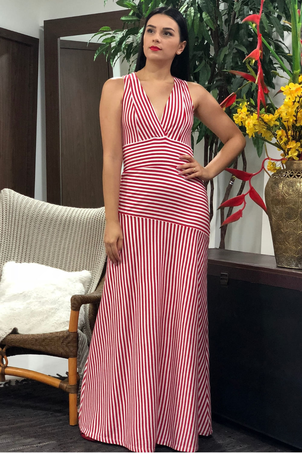 vestido listrado vermelho e branco