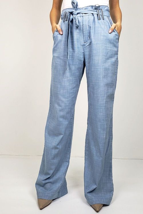 calça pantalona cos alto