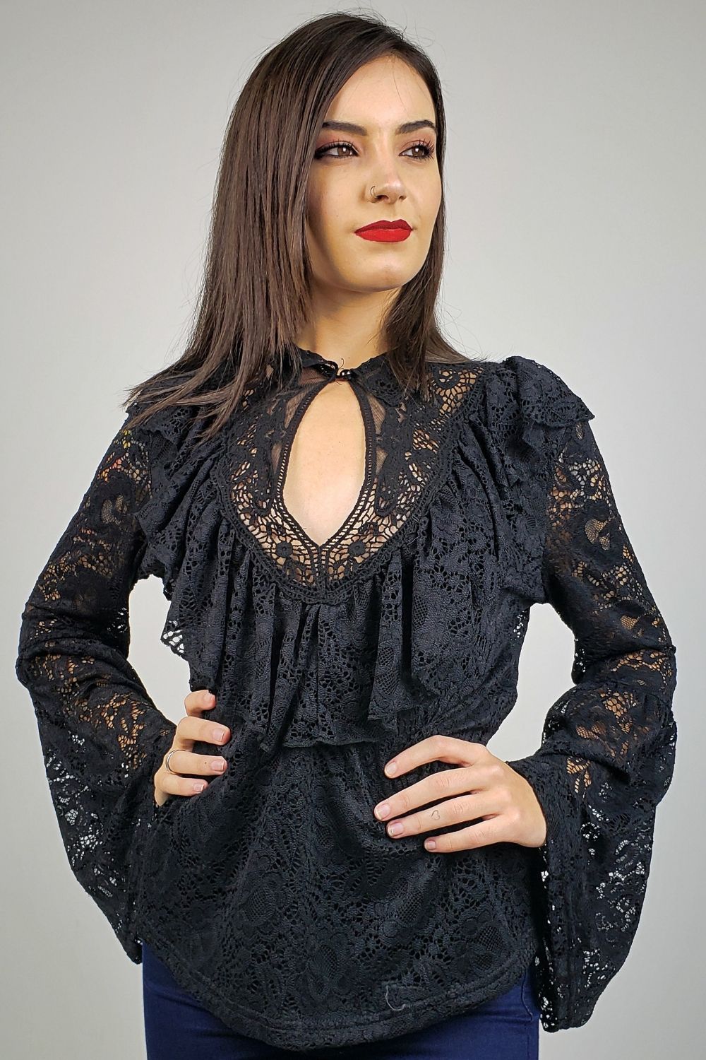 modelo blusa de renda