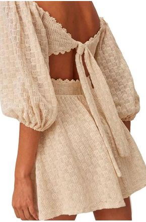 Vestido-Curto-Com-Cut-Off-Lanca-Perfume-4