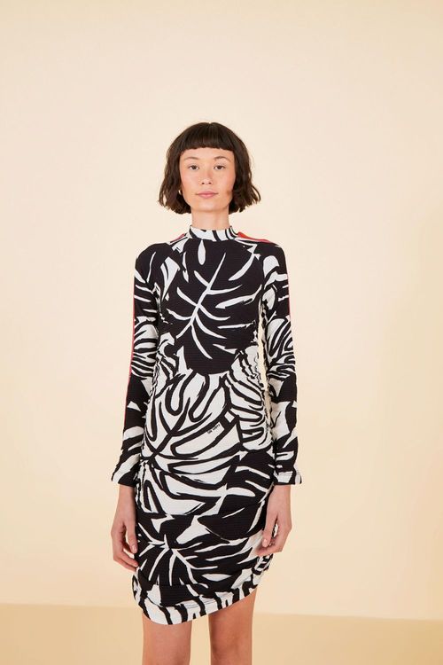 Vestido-curto-franzido-Farm