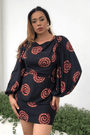 Vestido-curto-cobra-coral-farm