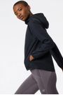 Windbreak-Fem-New-Balance-Accelerate-preto-3