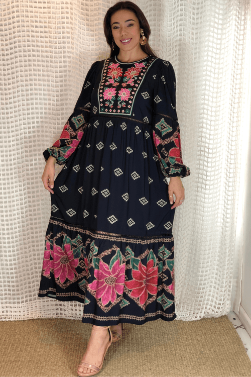 Vestido-pala-bordada-amsterdam-farm-