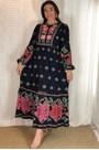 Vestido-pala-bordada-amsterdam-farm-