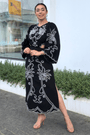Vestido-bordado-corneli-floresta-praiana-farm