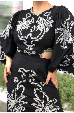 Vestido-bordado-corneli-floresta-praiana-farm-3