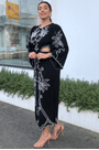 Vestido-bordado-corneli-floresta-praiana-farm-1