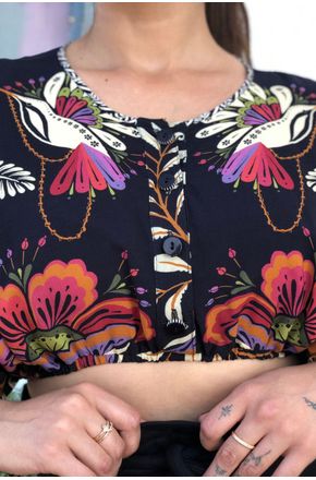 Blusa-cropped-jardim-classico-Farm-2