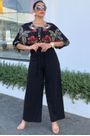Blusa-cropped-jardim-classico-Farm-4