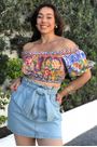 Blusa-cropped-mania-de-azulejo-Farm-1