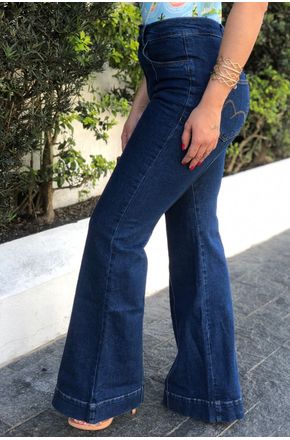 Calca-jeans-flare-bainha-larga-Farm2