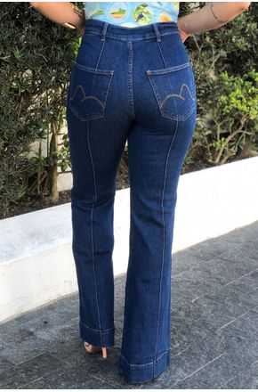 Calca-jeans-flare-bainha-larga-Farm3
