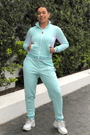 Jaqueta-fem.-heritage-f-box-Fila-5