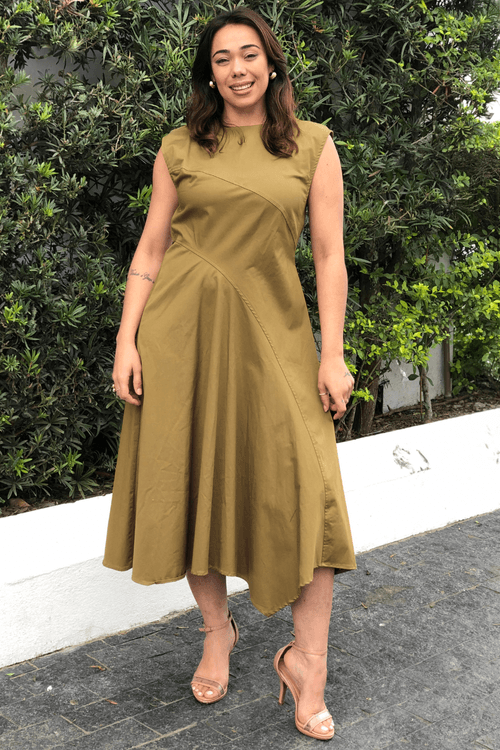Vestido-recortes-ajustado-verde-olivia-Animale1