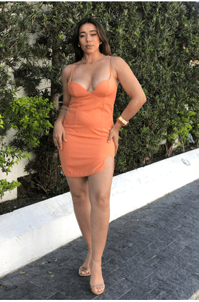 Vestido-curto-de-alca-Lanca-Perfume-3