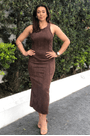 Vestido-super-midi-justo-sem-mangas-Lanca-Perfume1