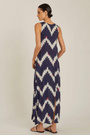 Vestido decote profundo chevron