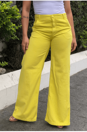 Calca-Sarja-Carol-Amarelo-Animale1
