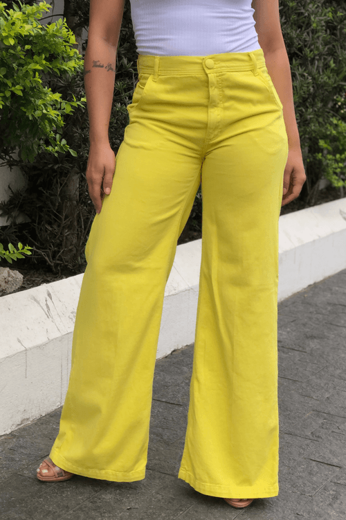 Calca-Sarja-Carol-Amarelo-Animale1