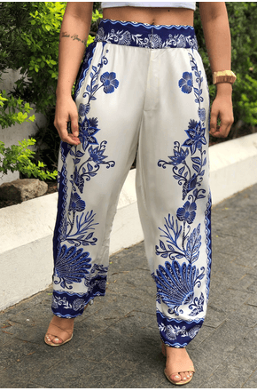 Calça pantalona jardim de concha