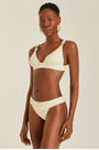 Top-Triangulo-pala-off-white-Lenny-Niemeyer2