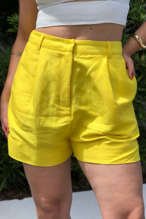 short-linho-amarelo