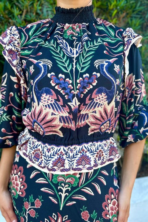 Blusa-manga-jardim-maravilhoso-Farm1.jpg