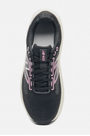 Tênis feminino preto e rosa New Balance