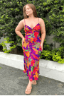 Vestido-floral-tropical-Farm.png