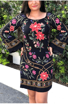 Vestido-curto-floral-belle-Farm-1.png