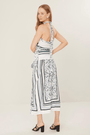 Blusa-Frente-Unica-Estampada-Com-Amarracao-3.png
