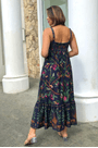Vestido-midi-floresta-doce-Farm