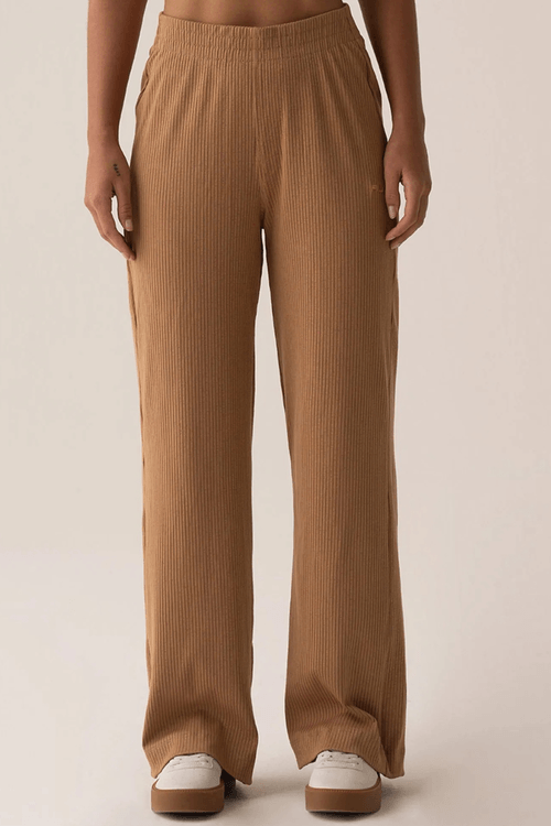 Calca-Fila-Wide-Essentials-Canelada-Feminina.png