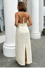 Vestido-Cropped-Estampado-Flor-Rosalia-Farm-3.png