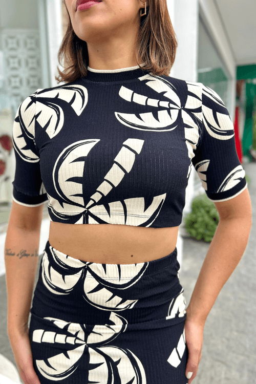 Blusa-cropped-coqueirada-Farm1