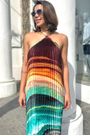 Vestido-Plissado-Estampado-Turmalina-Farm-2.jpg