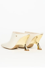 Ankle-Boot-Couro-Com-Salto-Metalizado-Lanca-Perfume-3