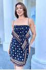 Vestido-curto-lenco-Lili-Farm