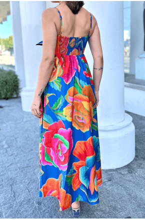 Vestido-maria-rosas-pintadas-Farm-3